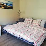Windroos Apartman *
