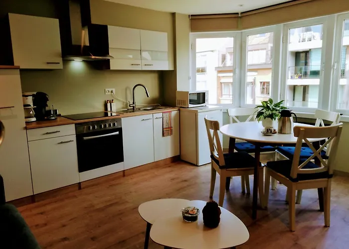 Apartment Windroos *